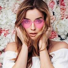 20副心形时尚眼镜，糖果色无框趣味心形时尚眼镜，采用塑料和耐用PC材质制成，适合婚礼、派对、情人节、拍照道具、男女通用装饰眼镜，也适合节日、海滩、婚礼、音乐节、嘉年华、单身派对、周年纪念日等场合。 - 粉色 - 查看 7