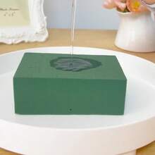 二合一花泥砖，绿色花泥块，适用于鲜花和人造花，适合种植和DIY手工制作，非常适合婚礼餐桌中心装饰和派对布置，边角略微凹陷，介意者请勿购买。 - 大號長方形 - 查看 10