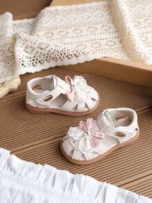 Soft Sole Flower Decor Baby Sandals, Cute & Comfortable Leather Infant/Toddler Outdoor Beach Princess Sandals - Beige - View 5