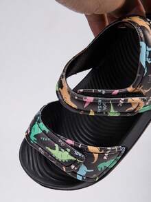 男童时尚休闲百搭印花趣味长颈鹿图案魔术贴沙滩凉鞋，夏季 - 黑色 - 查看 7