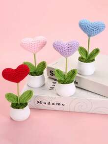 手工制作的心形花盆，适合作为母亲节和情人节礼物，也可作为家居桌面装饰或返校礼物。 - 彩色 - 查看 13