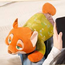 Miniso 疯狂动物城系列尼克躺卧姿势16号毛绒玩偶，柔软短毛绒材质，疯狂动物城狐狸造型，树叶图案服装装饰，适合家居摆件/靠垫/桌面摆件，可爱中等尺寸毛绒玩偶（1个） - 彩色 - 查看 5