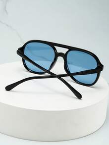 1pc Unisex Double Bridge Large Frame High Quality Minimalist Fashion Glasses, Suitable For Travel, Vacation, Casual Gatherings, And Daily Wear - Black Frame Blue Film - View 3