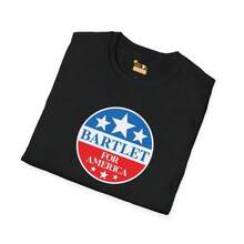 Camiseta gráfica retro Bartlet For America - Negro - Ver 9
