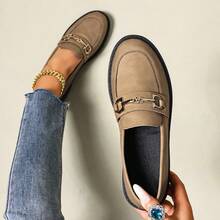 卡其色真皮乐福鞋，女士款，轻盈透气内衬，粗跟设计，金属搭扣装饰，一脚蹬，休闲学院风 - 卡其色 - 查看 15