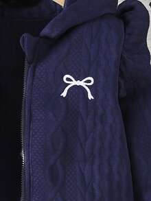 女童简约百搭蝴蝶结刺绣连帽拉链外套 - 休闲长袖春秋季外套，带褶皱领和弹性袖口，适合休闲穿着，绗缝纹理风格 | 前拉链闭合设计。 - 藏蓝色 - 查看 5