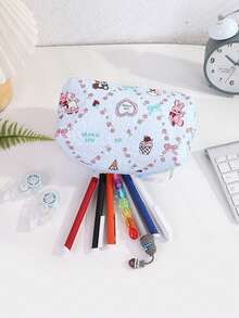 1个创意图案铅笔袋，饰有动物蝴蝶结和爱心图案，空间宽敞，适用于学习文具收纳和办公桌面收纳，学校用品。