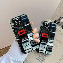Colección de casetes retro. Esta elegante funda es compatible con los modelos  16, 15, 14 Pro Max, 13, 12, 11, XR y XS Plus. Fabricada en silicona TPU, ofrece protección contra golpes y caídas, además de una sensación superior. Es un regalo ideal para familiares, amigos y seres queridos, y una opción perfecta para Navidad.fundas para ,accesorios para celular,fundas para celular,funda  13,fundas ,fundas para  13,funda  16,funda  17 pro max, 17 pro max,funda  15,funda  17,funda ,fundas para  16,fundas  15,funda  14,fundas  17 pro max,protector para ,fundas  11,fundas  12,funda  17 pro,fundas  13,,case  17 pro max,fundas para  11,fundas para  12 - Negro - Ver 1