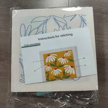 1 Set Beginner Punch Needle Kit, Mixed Color Yarn, Floral Theme Handcraft Set, Complete Materials, DIY Sewing & Needlework Kit, Includes Floral Patterns, Easy Crochet Rug Set, Suitable For Home Decor, An Artistic Handmade Gift For Women, Adults And Students. - Many - View 9