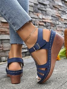 女士新款夏季休闲复古镂空百搭时尚防滑透气木纹鞋底藏蓝色凉鞋，带搭扣和魔术贴，坡跟中跟拖鞋 - 藏蓝色 - 查看 4