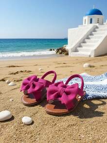 1双紫红色幼儿/小女孩蝴蝶装饰弹力带圆头平底凉鞋，优雅沙滩风，适合3-15岁儿童，休闲、派对、上学、散步、旅行、度假，2026春夏款
