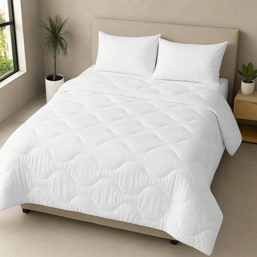 Couverture d'été légère – Couverture matelassée douce et moelleuse pour les personnes allergiques, lavable à 60°C || 135x200 || 155x220 || 200x200 || 220x200 || 240x220 || 135 x 200 || 155 x 220 || 200 x 200 || 220 x 200 || 240 x 220 || 135 x 200 cm | 155 x 220 cm | 200 x 200 cm | 220 x 200 cm | 240 x 220 cm - 240 x 220 cm - Übersicht 1