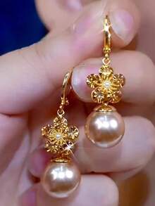 1 paire de boucles d'oreilles élégantes avec fleur en zircone et perle couleur champagne. Boucles d'oreilles polyvalentes pour tenue de soirée, convient aux femmes - Champagne - Voir 1