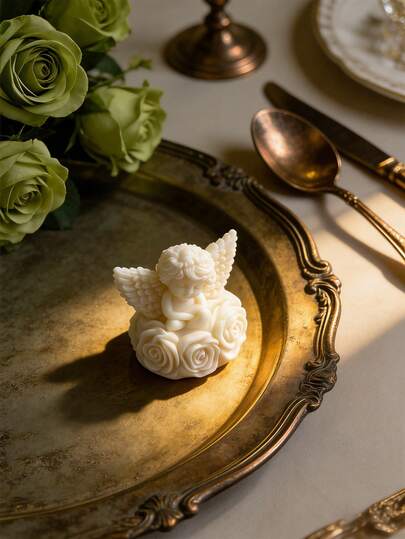 1支112克玫瑰天使香氛大豆蜡烛，采用天然大豆蜡和烛芯手工制作，燃烧时间10-12小时，适用于婚礼、新生儿派对、母亲节、情人节、生日庆典等场合，象征着爱与永恒的守护