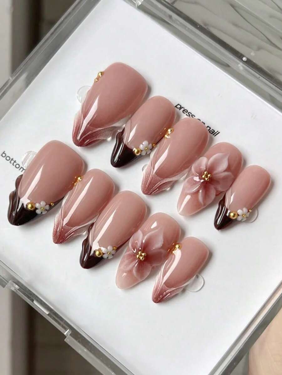 10片复古法式别致优雅坏女孩3D贝壳纹理5瓣浮雕花朵金色珍珠杏仁形美甲装饰指甲用品手工按压式指甲 - 彩色 - 查看 1