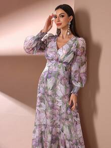 优雅女士长款碎花A字连衣裙，V领荷叶边下摆，喇叭袖，适合春夏度假等场合。 - 彩色 - 查看 10