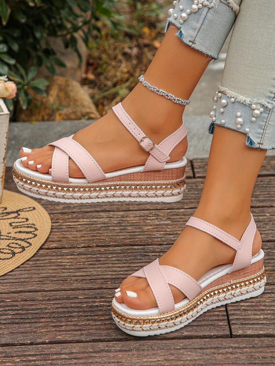 Damen Keilsandalen mit Nieten, geflochtenem Riemen, Kreuzriemen und Schnalle, hohe Plateau-Keilabsätze in Rosa, Urlaubsstil, für Sommer, Alltag, Outdoor und Party, große Größen - Pink - Übersicht 1