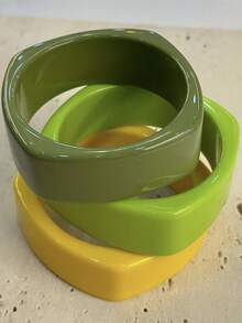 1件新款加厚树脂糖果色不对称弧形设计手镯，优雅波西米亚风格纯色手镯，时尚饰品，适合女性、女孩、女士佩戴，适合日常、派对、旅行等场合，颜色可选：黄色、蓝色、红色、灰色、酒红色、咖啡色、粉色、紫红色、薄荷绿、紫色、橙色、黑色 - 彩色 - 查看 4