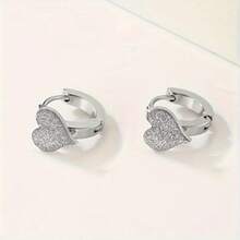 1 Pair Women's Fashion Classic Stainless Steel Heart Shaped Earrings - Heart-shaped Earrings - View 9