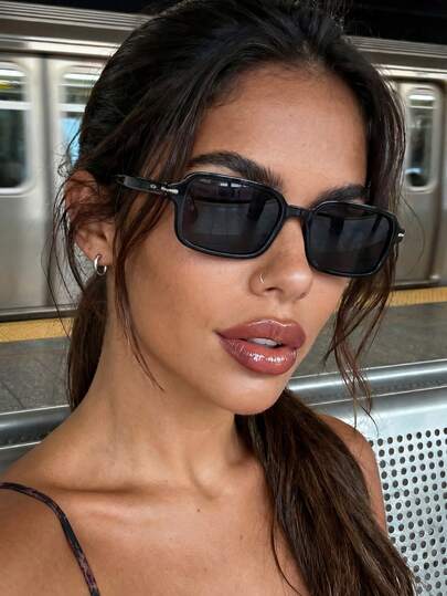 一副男女通用复古小矩形太阳镜，时尚高端休闲日常佩戴，女士沙滩配饰眼镜，适合户外活动、旅行、夏季、运动风格、驾驶、节日、郊游、度假、家庭旅行、高尔夫、徒步旅行。