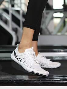 Męskie, lekkie, oddychające buty do wody Barefoot, wygodne, szybkoschnące, z antypoślizgową gumową podeszwą – regulowane sznurowadła – odpowiednie na plażę latem, fitness, bieganie w pomieszczeniach, jogę, siłownię, trening siłowy, buty codzienne do chodzenia po wodzie i lądzie - Biały - Zobacz 11