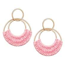 Raffia Hoop Earrings For Women Fun Boho Summer Beach Earrings Lightweight Handmade Straw Wicker Rattan Dangle Earrings Statement Geometric Round Drop Earrings - 粉紅色圓形 - 查看 1