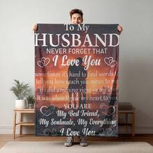 1PC Valentine's Day Warm Blanket, Lovers Snuggle In Love Style Ultra-Soft And Lightweight Flannel Valentine's Day Gift Throw Blanket, Suitable For Sofas, Beds, Cars, Offices, Camping Trips, And Home Decor, Suitable For All Seasons - Multicolor - View 1