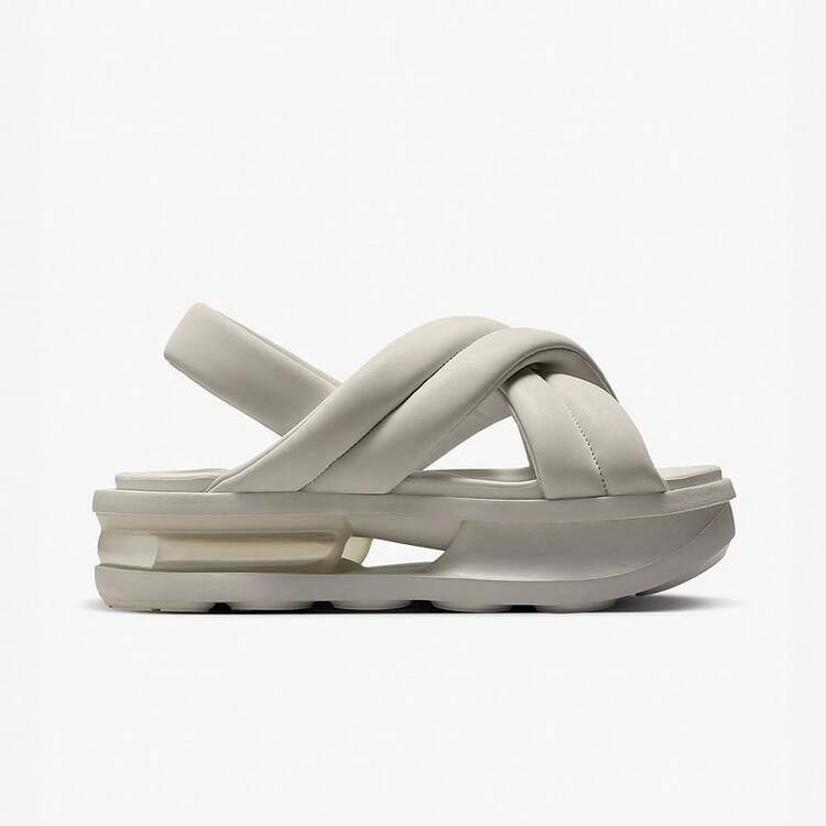 Women's Air Max ISLA SANDAL Sneakers Sandals - Beige - View 3