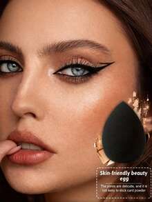 12/20/51件套黑色化妆刷套装，包含眼影刷、眉刷、粉底刷、散粉刷、腮红刷、遮瑕刷和高光刷，采用超柔软优质合成毛制成，是日常面部彩妆的理想之选。 - 彩色 - 查看 7