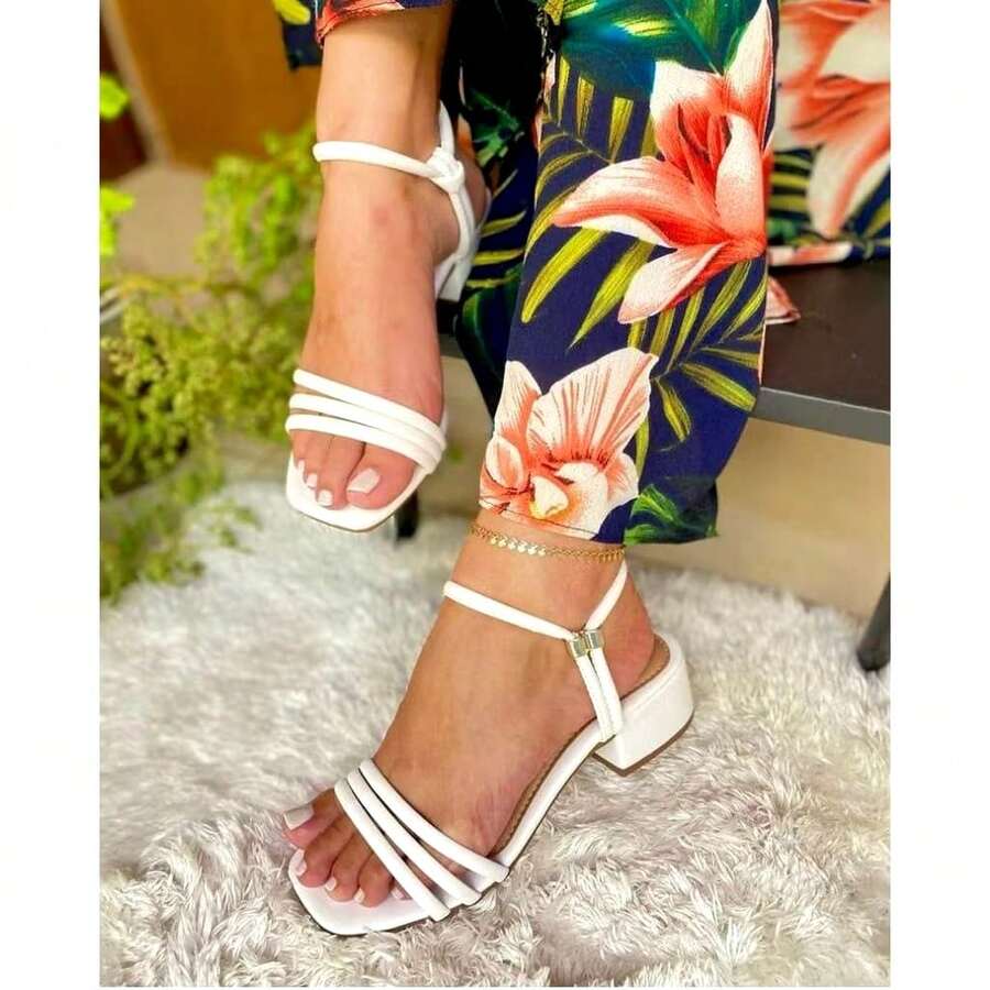 Women's Sandal With Block Heel And Three Straps. - Blanco s/b - Ver 1