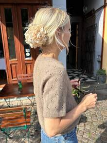 Women's Minimalist Elegant Knit Top, Casual Chic Style, Spring/Summer - Brown - View 5