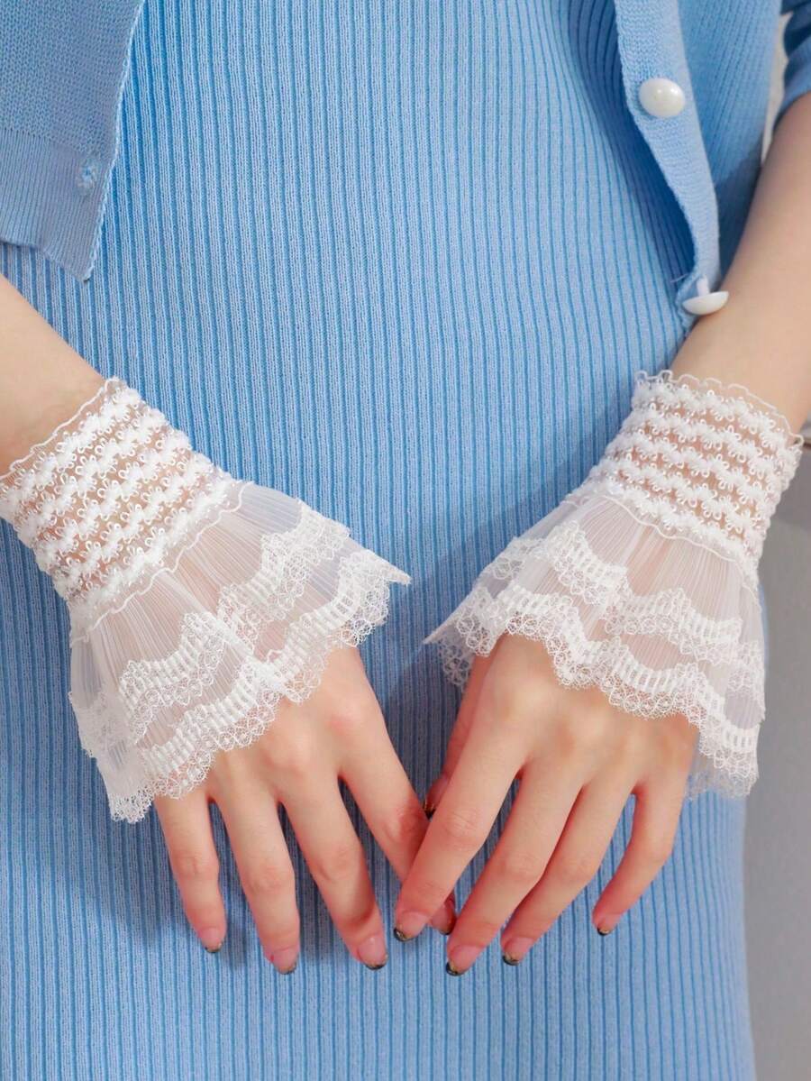 Vintage Hollow Out Lace Sleeve Gloves - 白色-1 - 查看 1