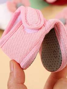 1 Pair Infant Girl Princess Shoes, Vintage Toddler First Walking Shoes, Floral Cute Shoes, Soft Bottom Infant Shoes Suitable For 0-1 Year Old Babies - Pink - View 4