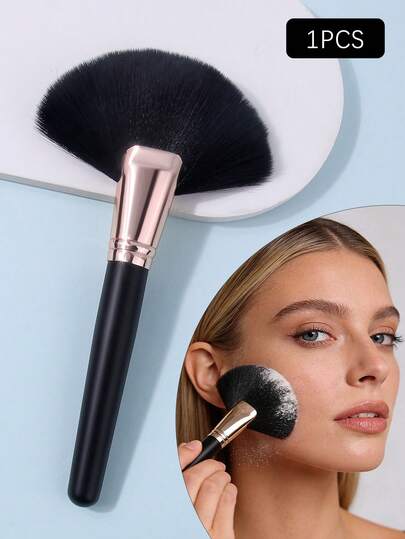 Large Black Fan-Shaped Powder Brush, Contour Brush, Highlighter Brush, Setting Brush, High-End Black Large Fan-Shaped Illuminating Face Sculpting Tool Brush, Soft Hair Single Brush