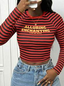 Lässiger Streetstyle gelb-schwarzes gestreiftes Buchstaben-Muster Figurbetontes Crew-Neck T-Shirt, geeignet für Musikfestivals, Abschlussfeiern, Schulanfang, Outdoor-Ausflüge, Brunch, Partys - Kurzes gestreiftes Bauchfrei-Top, Frühling bis Sommer - Rot - Übersicht 1