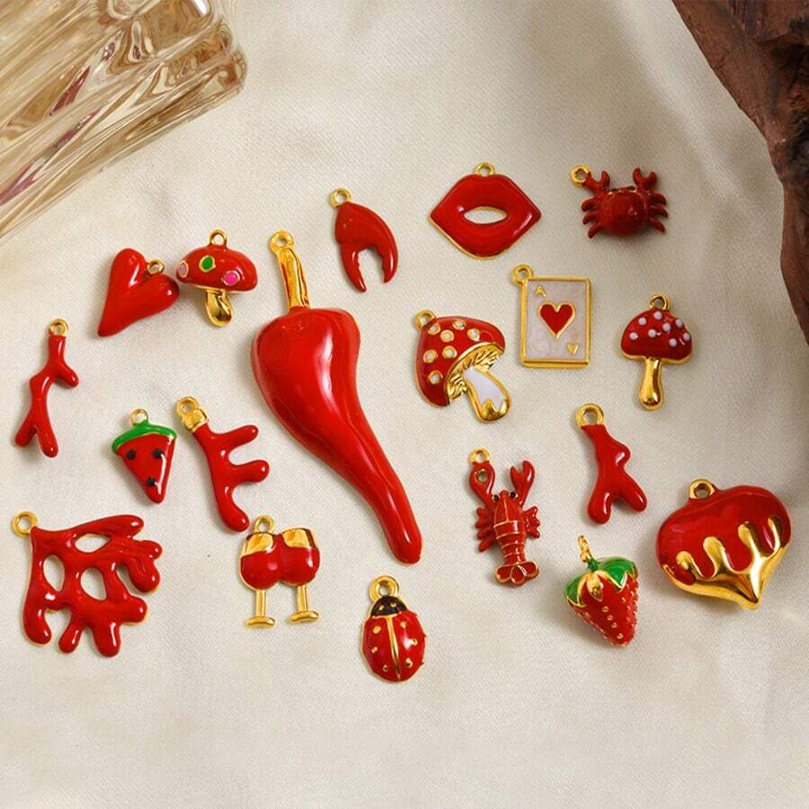 1个/2个装奢华简约不锈钢真空电镀吊坠，红色系，款式包括心形、蘑菇、樱桃等，适合包包装饰、DIY首饰制作、项链、手链、耳环等配饰。