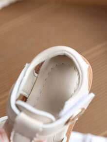 Soft Sole Flower Decor Baby Sandals, Cute & Comfortable Leather Infant/Toddler Outdoor Beach Princess Sandals - Beige - View 6