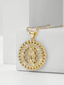 一件经典欧美风格低过敏性铜镶嵌锆石时尚信仰瓜达卢佩圣母玛利亚吊坠项链，适合圣诞节/感恩节/万圣节/母亲节/情人节情侣/朋友/圣餐仪式、宗教日常及节日佩戴