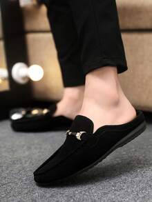2026 Spring/Summer New Men's Suede Loafers, Solid Color Breathable Slip-On Driving Shoes, Metal Buckle Decor, Rubber Anti-Slip Sole, Suitable For Commuting, Dating, And Strolling - Black - View 1