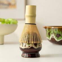 5件套陶瓷抹茶碗套装，釉面开片，中东及日式抹茶入门套装，适合初学者，高温烧制，触感舒适，釉面光滑，简约设计。套装包含陶瓷抹茶碗、抹茶筅、抹茶筛、抹茶勺，手工天然竹制，抹茶冲泡套装，送给男友、女友、家人、朋友、同事的理想礼物，适用于办公室、家庭、茶室等场所，高档茶具礼盒。 - 彩色 - 查看 9