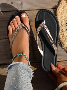 Infradito da donna in colore unito per l'estate, sandali piatti, stile minimalista versatile e casual per la spiaggia - Oro e Nero - Visualizzare 5