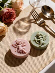 1个天使造型蜡烛模具，适用于制作香薰蜡烛、石膏艺术品、树脂装饰品、水泥家居装饰和手工皂，专为母亲节礼物和祝福而设计，也适用于新生儿欢迎仪式、婚礼甜品桌装饰、情人节氛围和新年家庭庆祝活动。 - 白色 - 查看 4