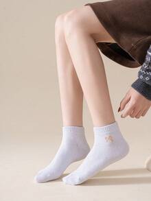 3/5双装新款金属纱线女袜，韩版蝴蝶结刺绣短袜，闪亮亮片袜，简约时尚，舒适柔软，适合日常、休闲、通勤、运动、居家、聚会、上学、送礼等场合，春夏时尚短袜，适合各种场合和季节。 - 彩色 - 查看 5