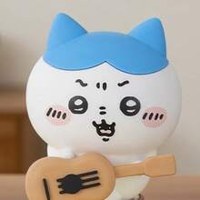 Miniso Giá đỡ để bàn kiểu Chiikawa Series (Hachiware/Usagi), chất liệu PVC, hình đàn guitar + đế có logo nhân vật, chức năng hỗ trợ ổn định, thích hợp để đặt điện thoại/máy tính bảng, giá đỡ để bàn tiện dụng dễ thương (1 cái) - Nhiều màu - Xem 4