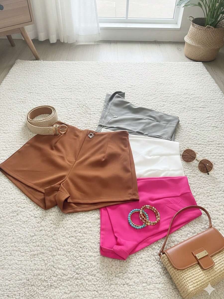 "Set Of 4 Tailored Shorts: The Secret To Chic Summer 2026" - Fucsia, caramelo, gris y blanco. - Ver 1