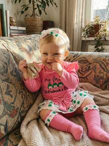 My First St Patricks Day Outfit Baby Girl Romper Shamrock Ruffle Shorts Blommers Socks Set St Patricks Dress Clothes - Hồng - Xem 3