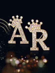 European And American Minimalist Fashion 26-Letter Brooch - A Stylish Accessory For Women's Suits And Collars - Perfect As A Wedding Gift, For Parties, And For Everyday Wear By Men, Women, And Couples!