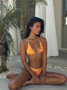 情人节沙滩装，芙蓉花印花，可爱花朵比基尼套装，心形金属装饰。2026夏季女士沙滩比基尼，优雅休闲圣诞节和派对装，休闲夏季度假装，时尚两件式嘉年华沙滩度假泳装。 - 橘色 - 查看 1