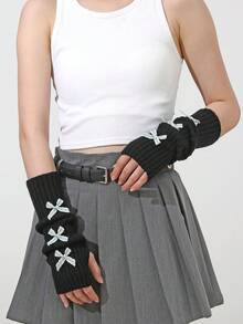 1双蝴蝶结装饰时尚中长款露指手套 - 黑色+綠色蝴蝶結 - 查看 3