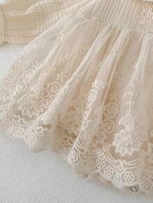 春秋季新款女童服装，女婴蕾丝网纱连衣裙，可爱百搭公主连体衣